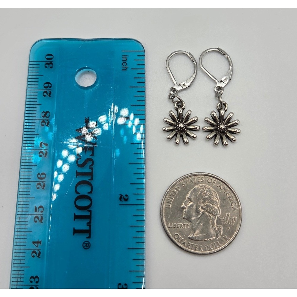 Handmade Earrings Silver Daisy Leverback Stainless Steel Hypoallergenic Floral - Picture 7 of 10
